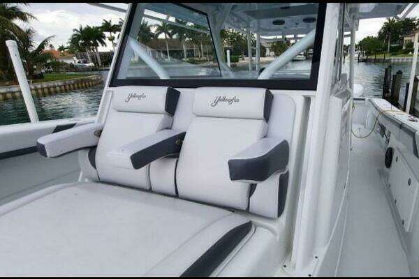 Yellowfin 42 Offshore Yacht For Sale