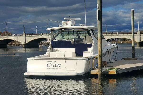 2006 Tiara Yachts 42