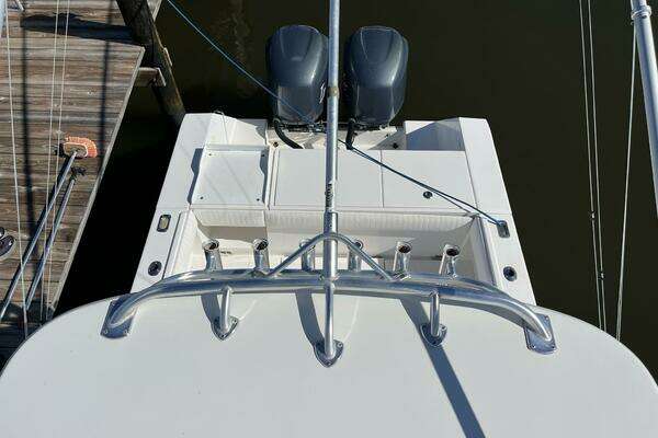 Photo of the 2006 Regulator 32 Center Console "INVICTUS"