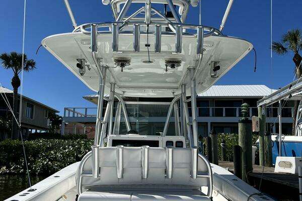 Photo of the 2006 Regulator 32 Center Console "INVICTUS"