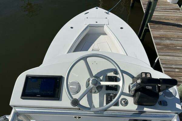 Photo of the 2006 Regulator 32 Center Console "INVICTUS"