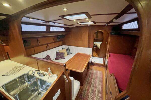 Amel Mango Yacht For Sale