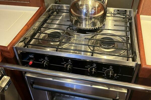 Annie M 52ft Amel Yacht For Sale