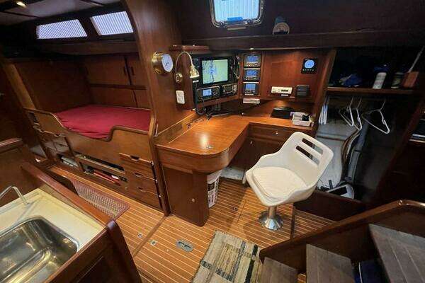 Amel Mango Yacht For Sale