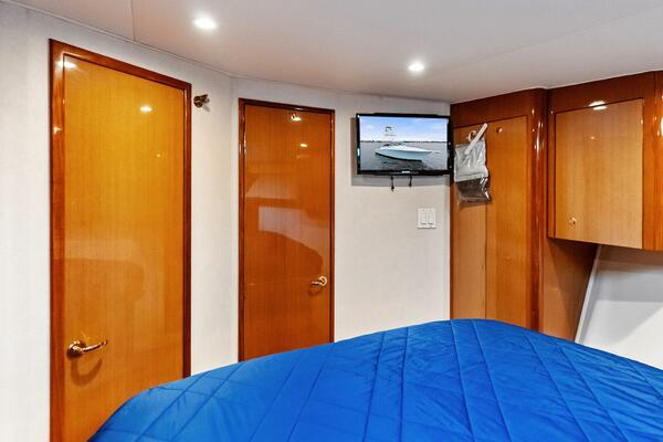 URGENT SEA 45ft Viking Yacht For Sale