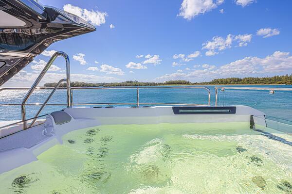 HIDEOUT 88ft Sunseeker Yacht For Sale