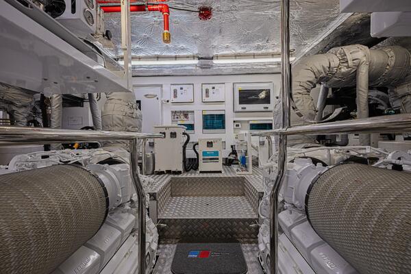 HIDEOUT 88ft Sunseeker Yacht For Sale