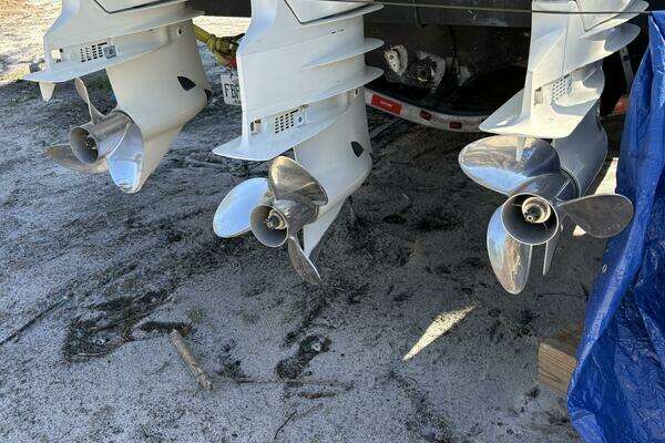Photo of the 2008 Wellcraft 35 Scarab Sport "Reel Anomaly"
