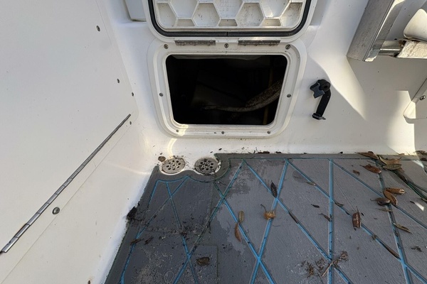 Reel Anomaly 35ft Wellcraft Yacht For Sale