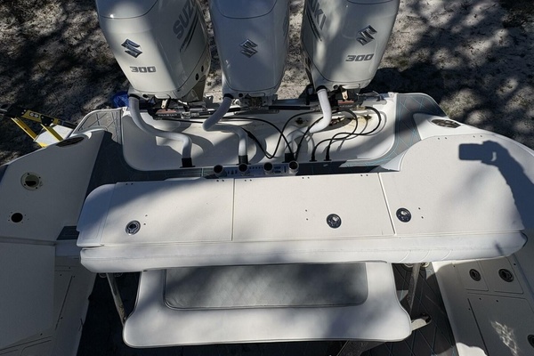 Reel Anomaly 35ft Wellcraft Yacht For Sale