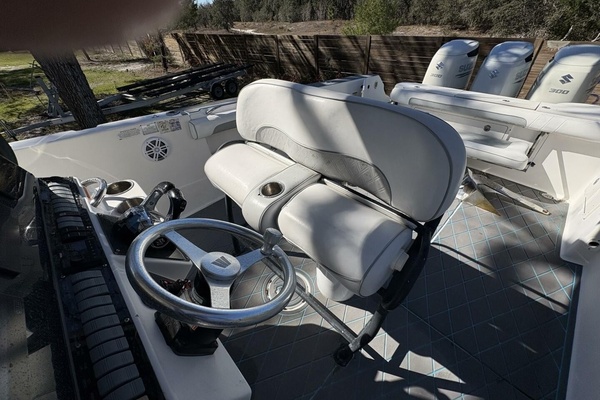 Reel Anomaly 35ft Wellcraft Yacht For Sale