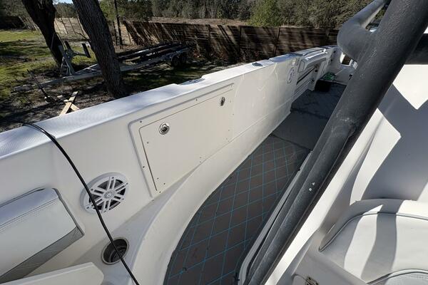 Reel Anomaly 35ft Wellcraft Yacht For Sale