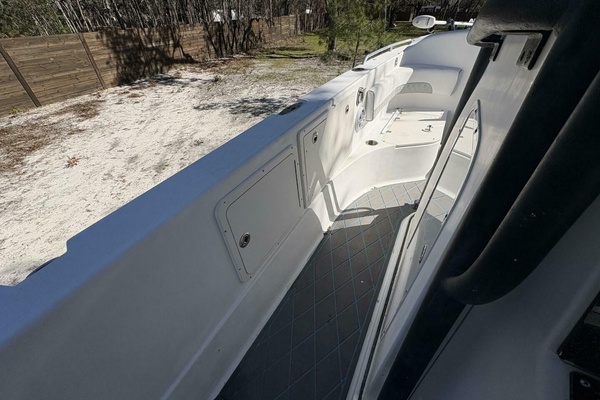 Reel Anomaly 35ft Wellcraft Yacht For Sale