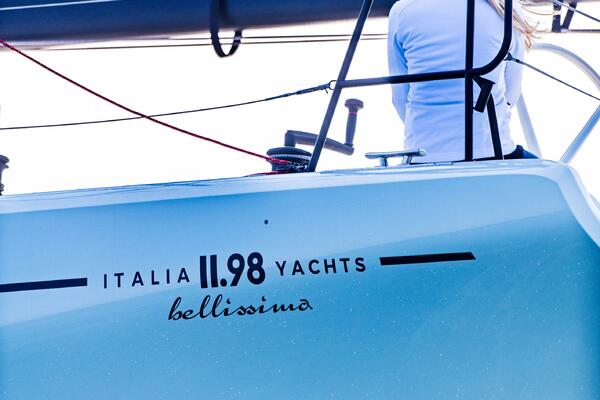 39ft Italia Yachts Yacht For Sale