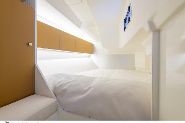 39ft Italia Yachts Yacht For Sale