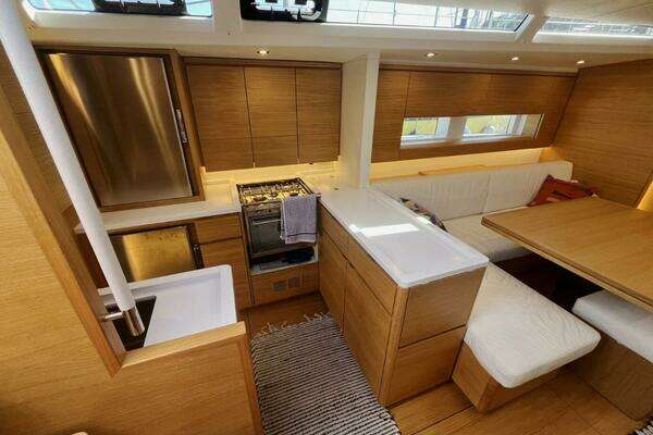 Solaris 50 Yacht For Sale