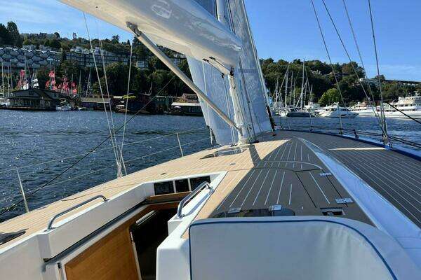Solaris 50 Yacht For Sale