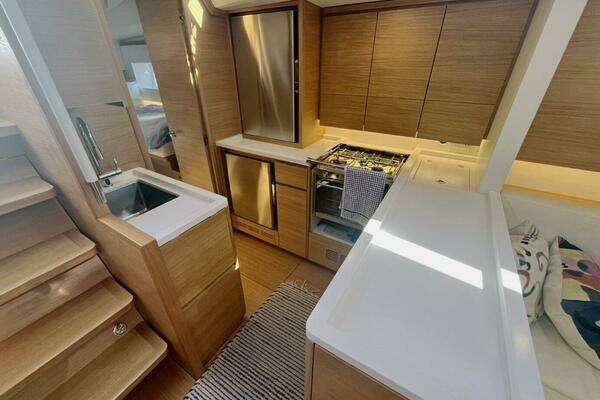 Solaris 50 Yacht For Sale