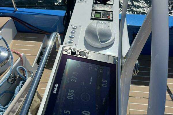 Solaris 50 Yacht For Sale