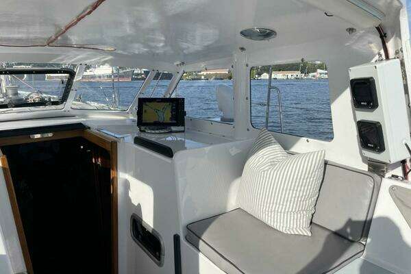 Able Apogee 50 Yacht For Sale