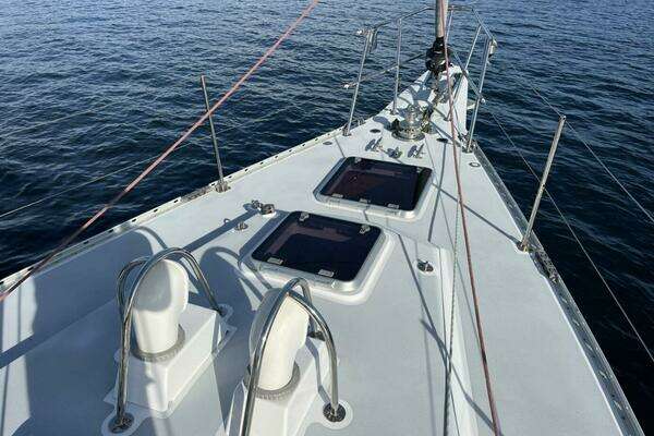 Able Apogee 50 Yacht For Sale