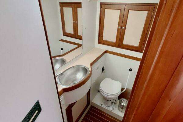 Able Apogee 50 Yacht For Sale