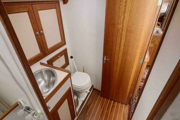 Able Apogee 50 Yacht For Sale