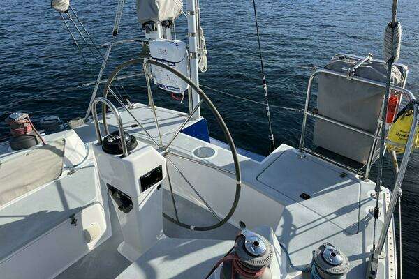 Able Apogee 50 Yacht For Sale