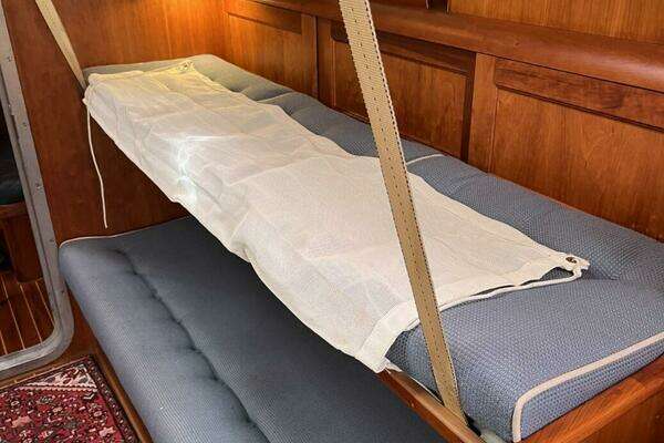 Able Apogee 50 Yacht For Sale