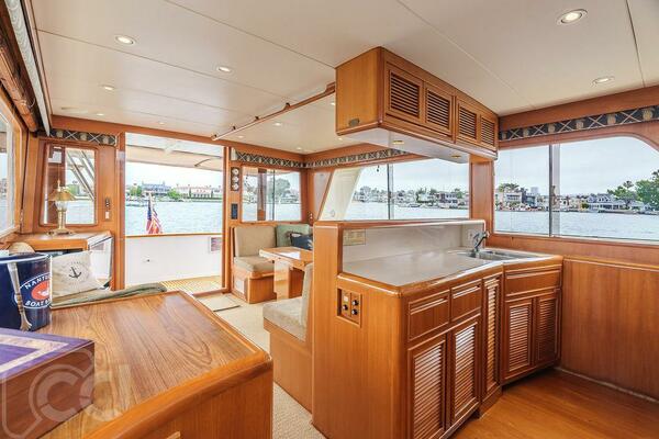 Island Girl 52ft Offshore Yachts Yacht For Sale