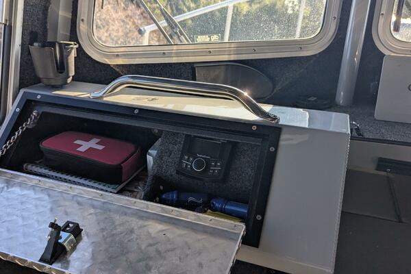 32ft Thunderjet Yacht For Sale