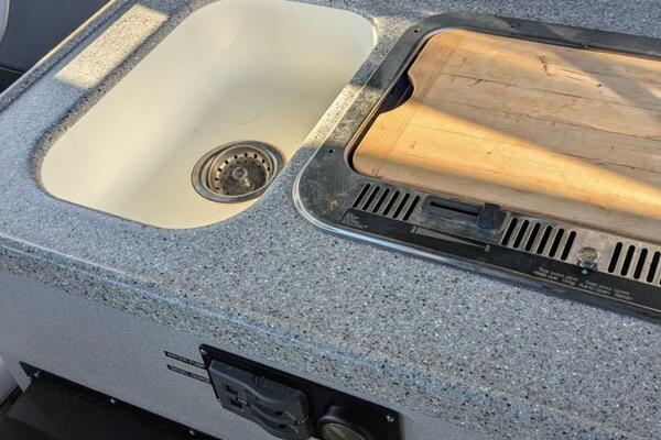 32ft Thunderjet Yacht For Sale