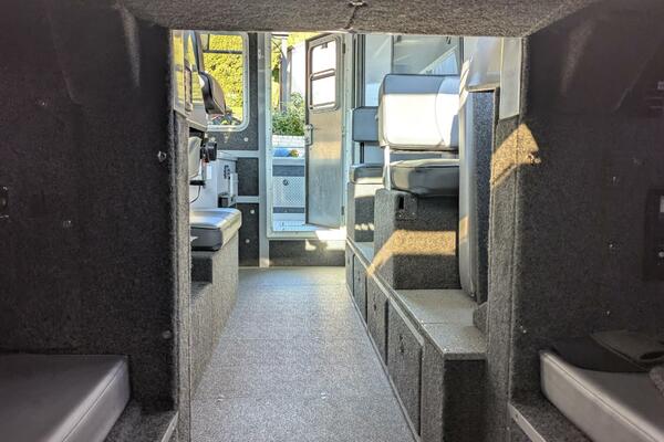 32ft Thunderjet Yacht For Sale