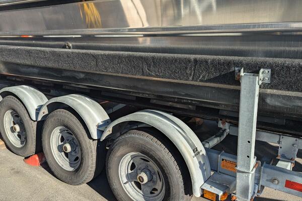 32ft Thunderjet Yacht For Sale