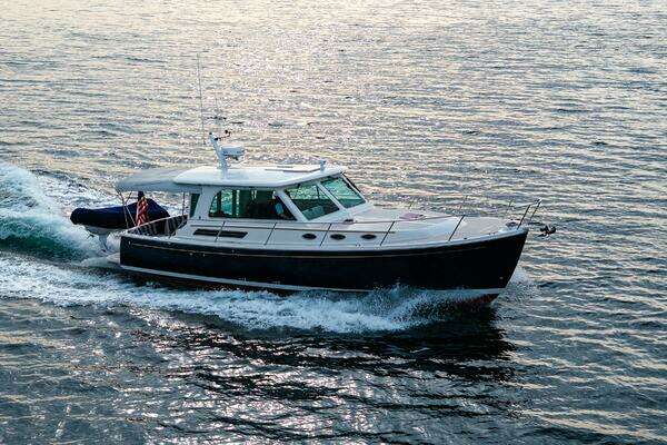 Back Cove 37 Yacht For Sale