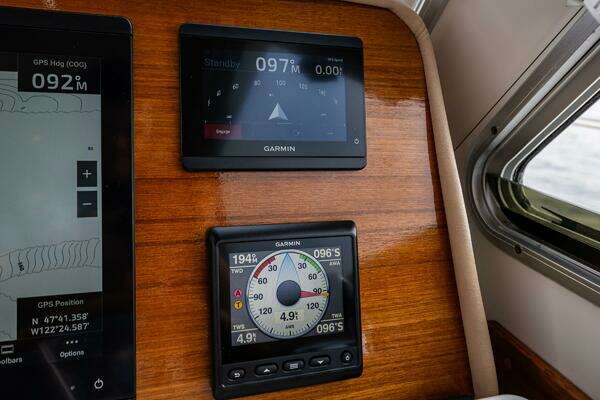 Back Cove 37 Yacht For Sale