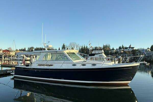 Back Cove 37 Yacht For Sale