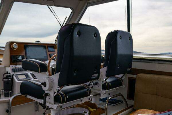 Back Cove 37 Yacht For Sale