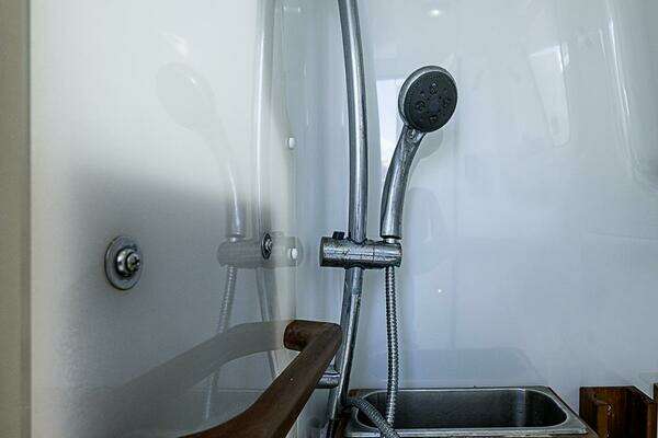 Yellowfin 42 Offshore Yacht For Sale