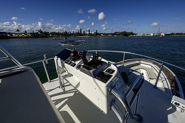 SO TEMPORARY 42ft Yellowfin Yacht For Sale