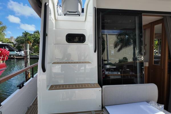 Targa 41   Stock 5 41ft Targa Yacht For Sale