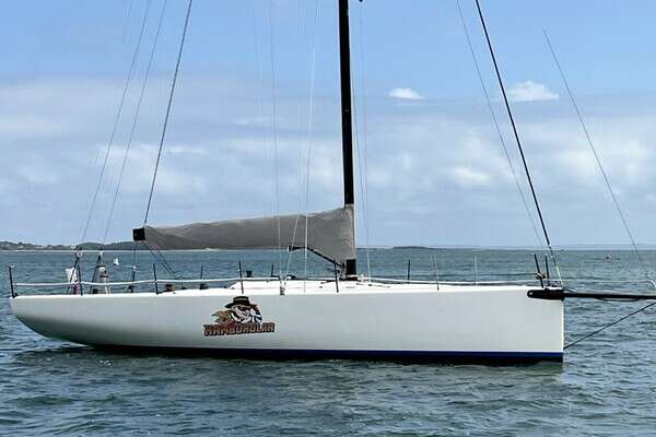 38-ft-M.A.T-2015-Mills 1180-HAMBURGLAR Somerset Massachusetts United States  yacht for sale