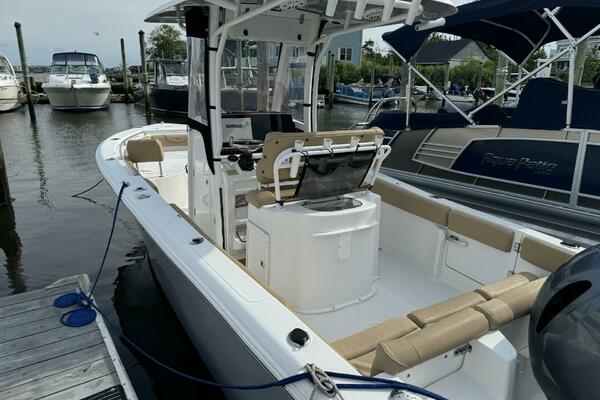 23ft Sea Hunt Yacht For Sale