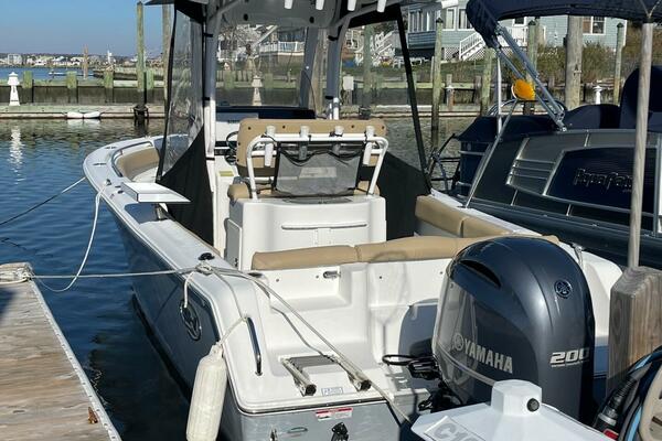 23ft Sea Hunt Yacht For Sale