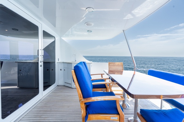 Island Dancer 75ft Hatteras Yacht For Sale