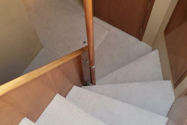 ISLAND DANCER 75ft Hatteras Yacht For Sale