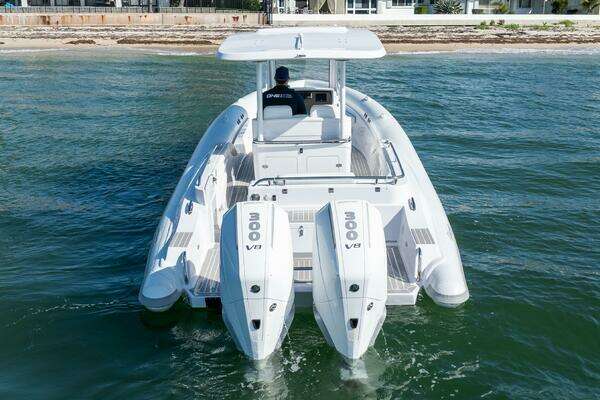 Airship 340 Yacht For Sale