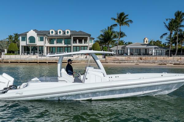 34ft Airship Yacht For Sale