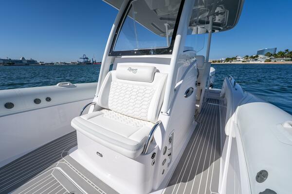 34ft Airship Yacht For Sale