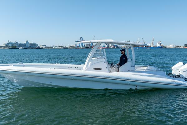 34ft Airship Yacht For Sale